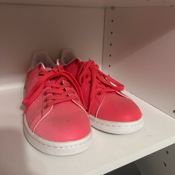 Stan smith size 9 in red - Picture 4 of 4